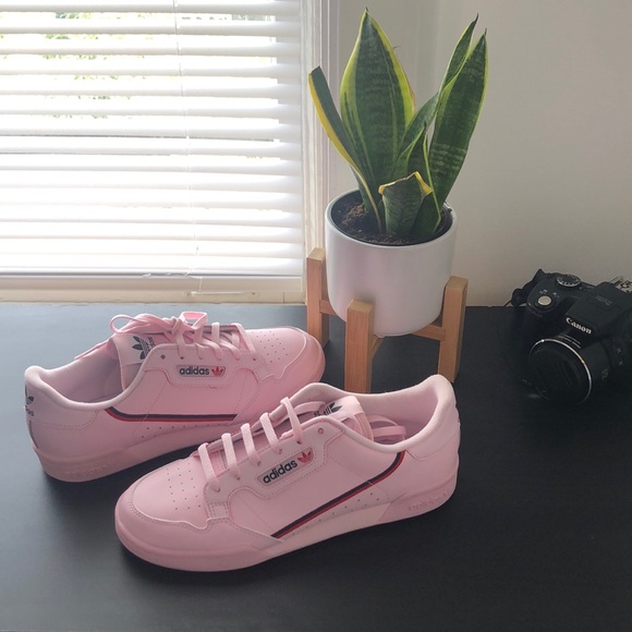 adidas Shoes - BRAND NEW Adidas Continental 80